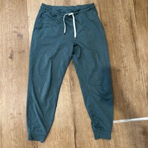 Vuori performance jogger